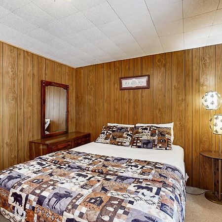 Quaint Lake Escape Eagle River Esterno foto